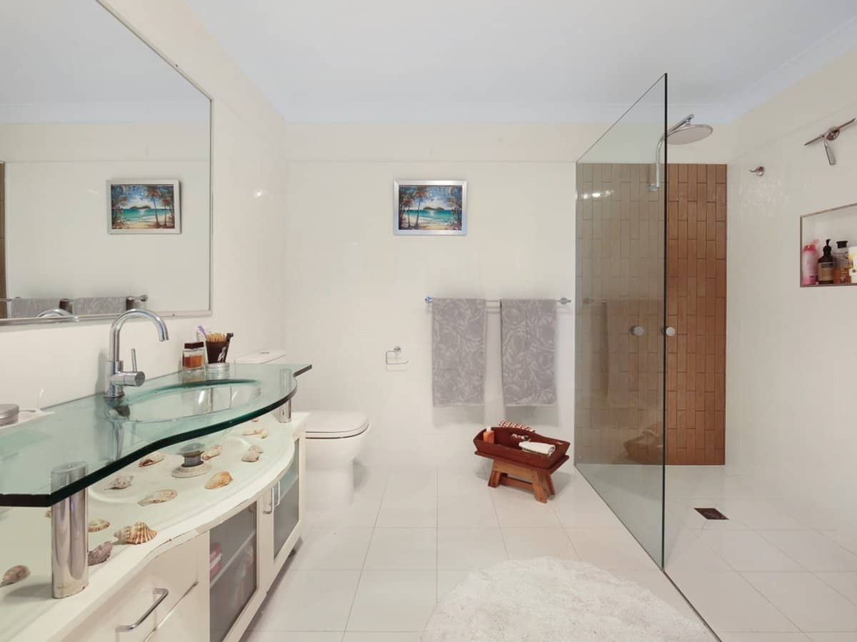 64 Fenton Drive, Tallebudgera - Thumbnail 1044