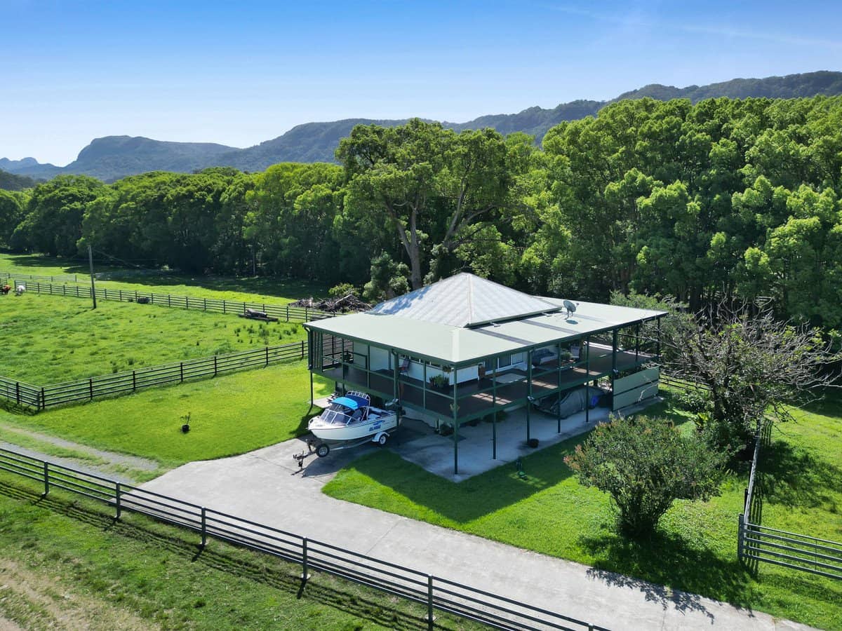 1039 Currumbin Creek Road, Currumbin Valley - Thumbnail 9