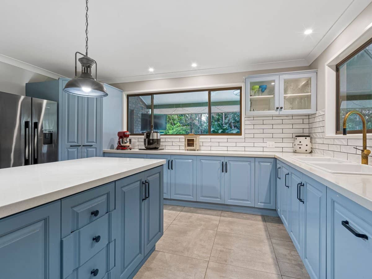 34 Lagoon Road, CARBROOK - Thumbnail 4