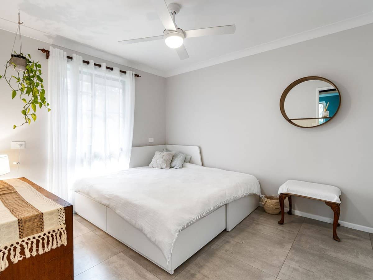 34 Lagoon Road, CARBROOK - Thumbnail 9