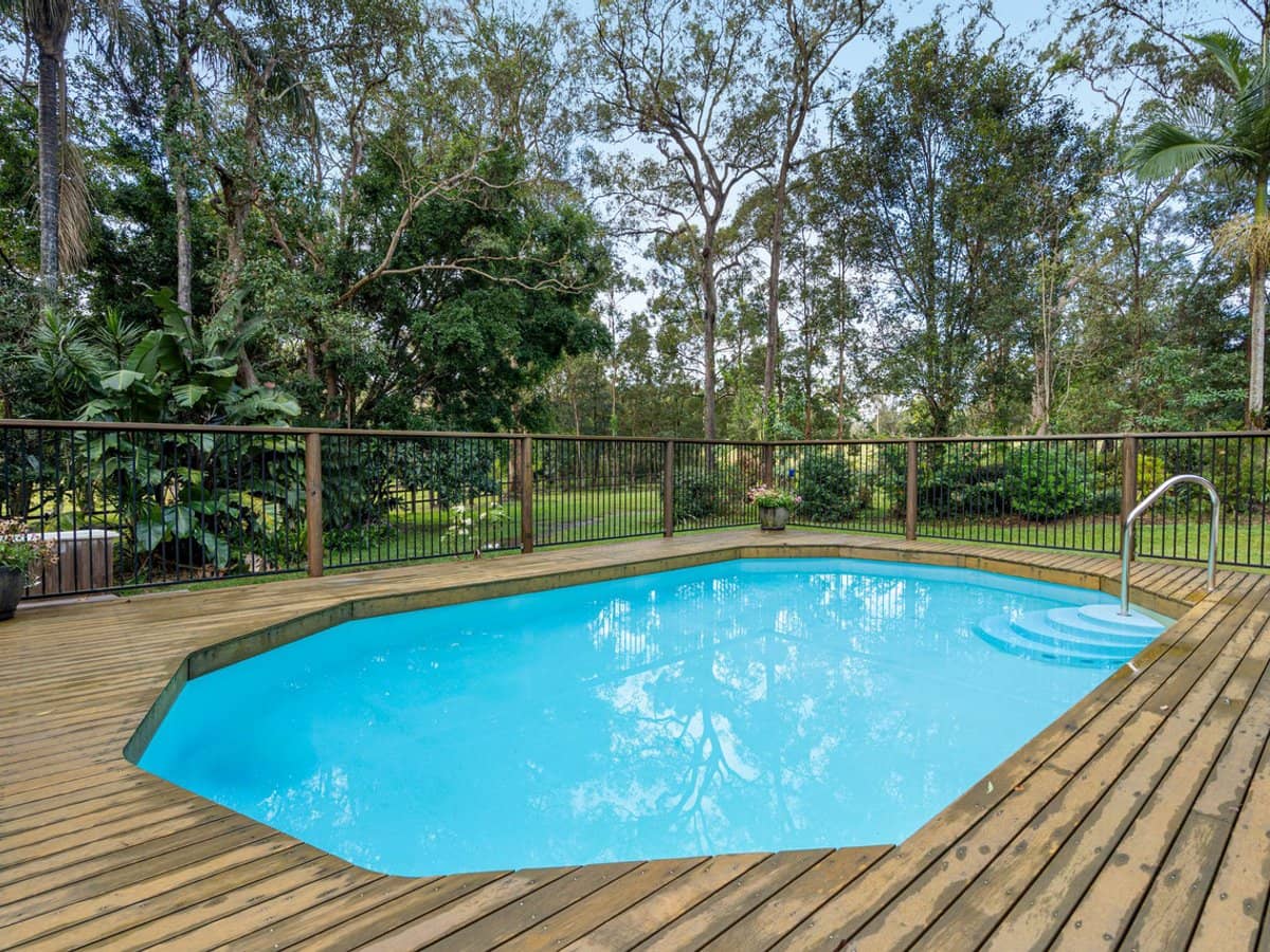 34 Lagoon Road, CARBROOK - Thumbnail 11