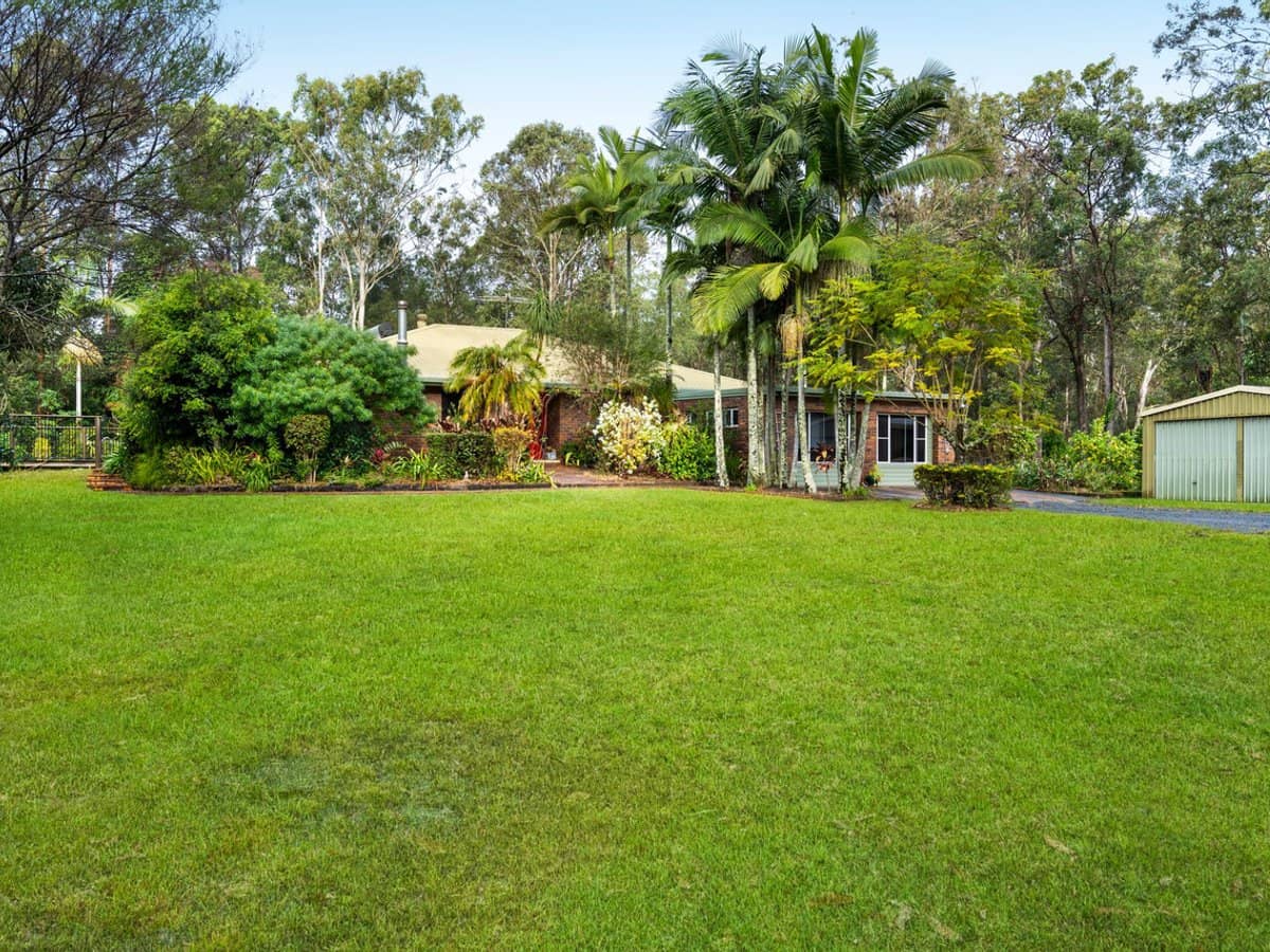 34 Lagoon Road, CARBROOK - Thumbnail 12