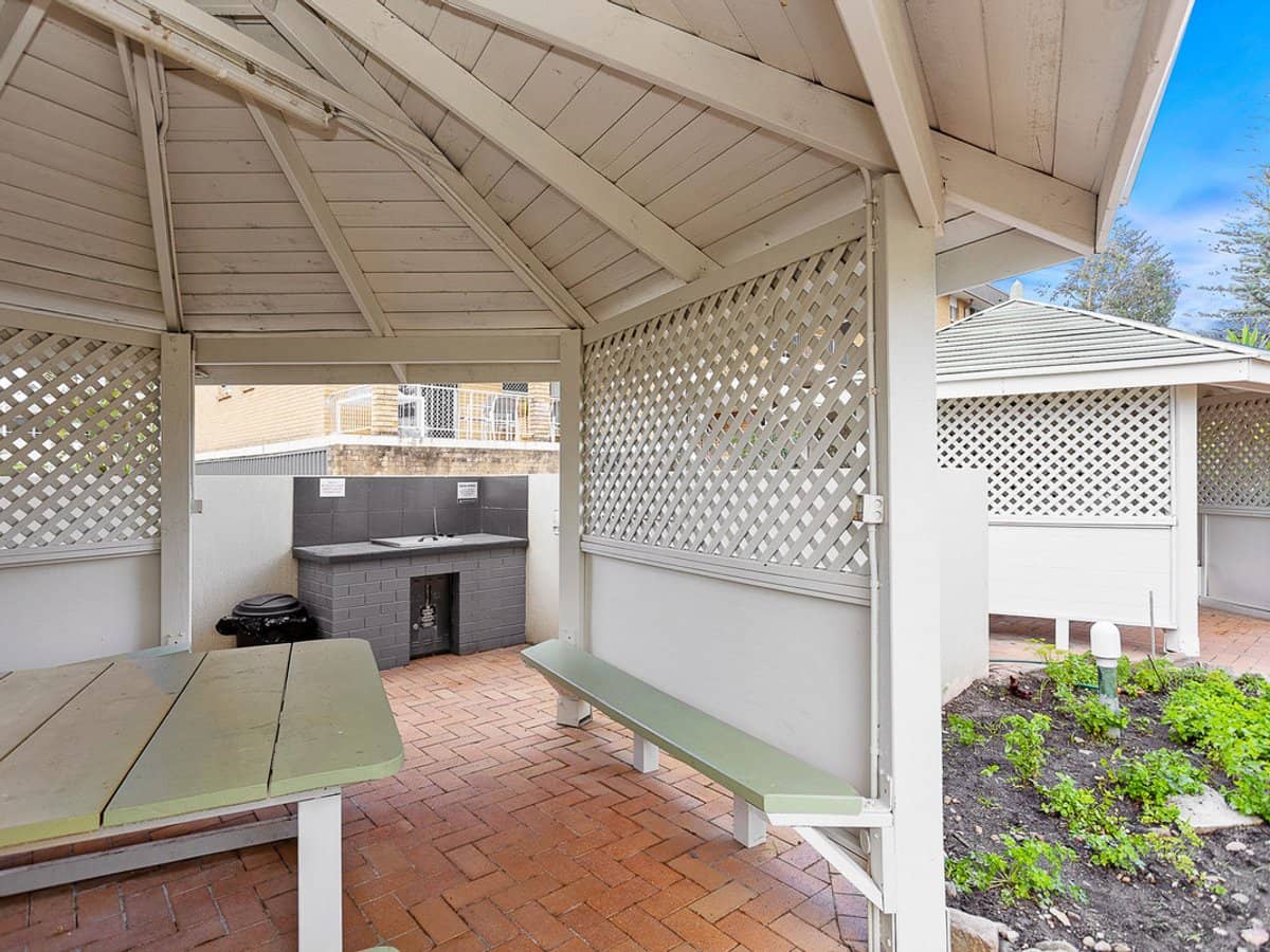 238 The Esplanade, Burleigh Heads - Thumbnail 25