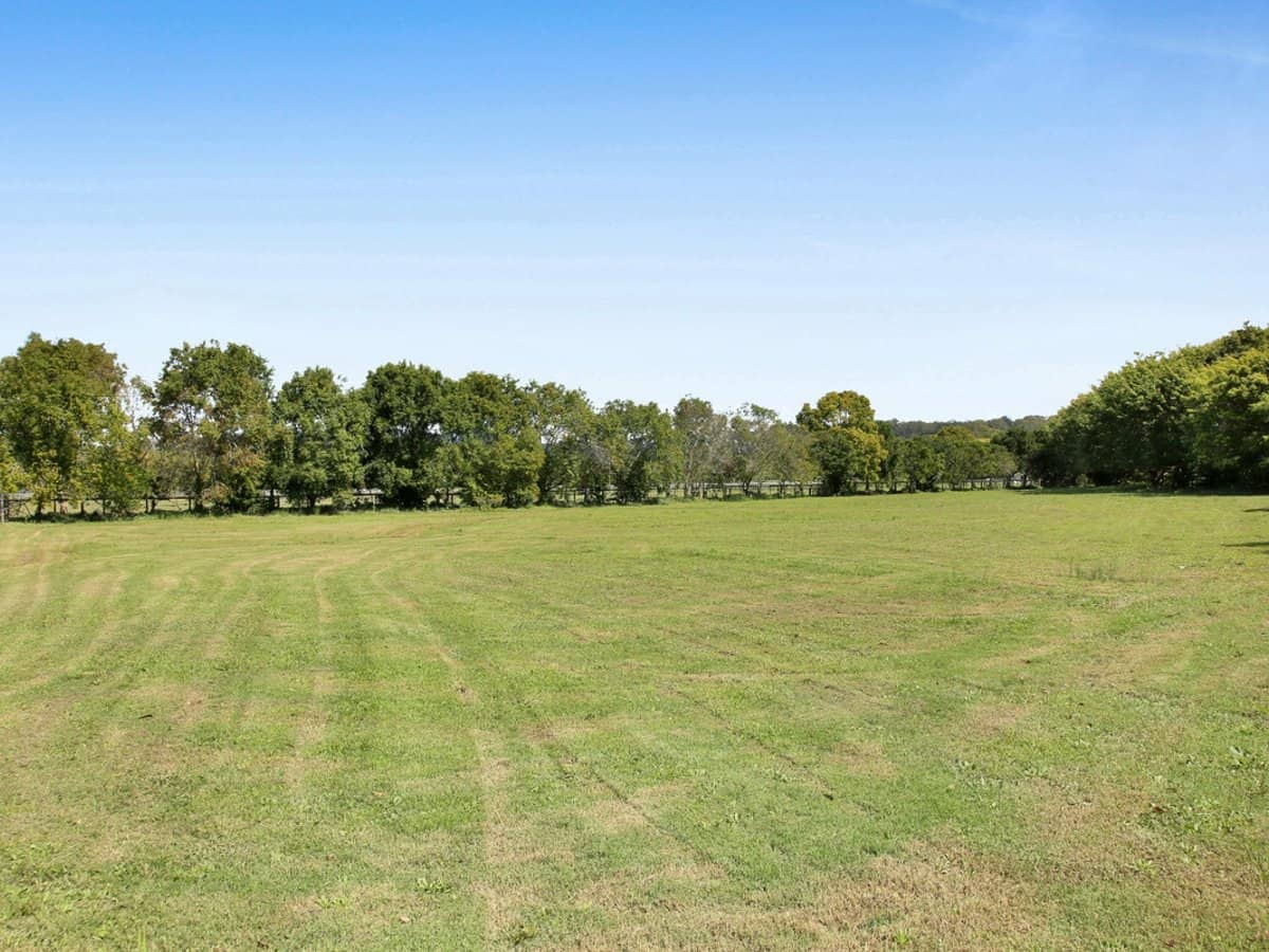 86 Valley Drive, Tallebudgera - Thumbnail 2