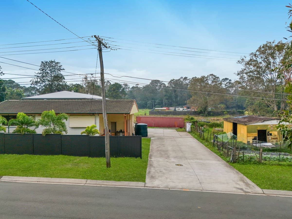 36 Nirimba Street, SLACKS CREEK - Thumbnail 2