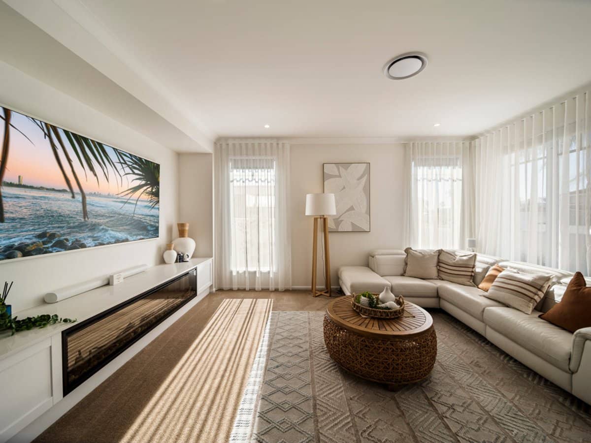 134 Acanthus Avenue, BURLEIGH WATERS - Thumbnail 5