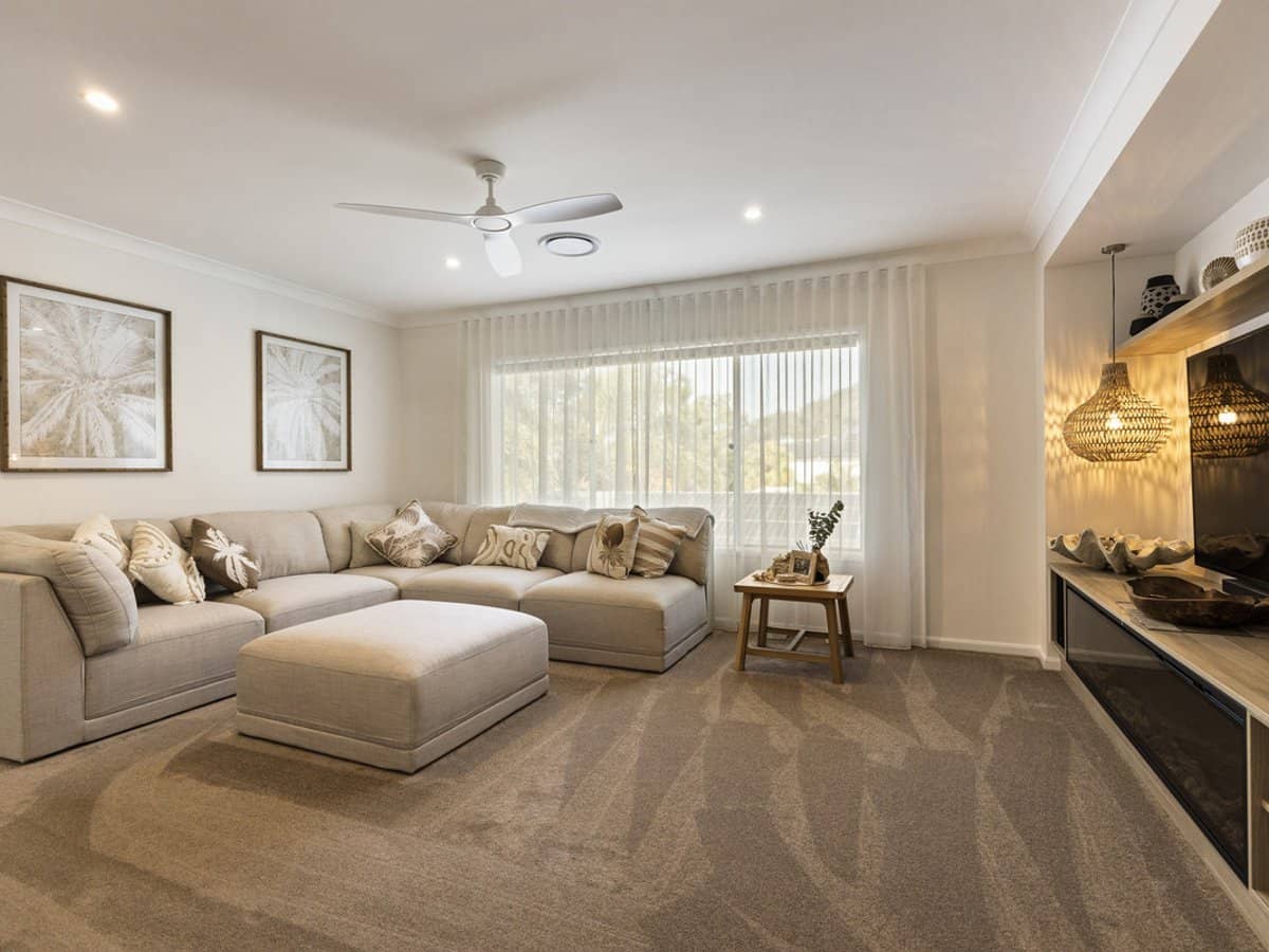 134 Acanthus Avenue, BURLEIGH WATERS - Thumbnail 14