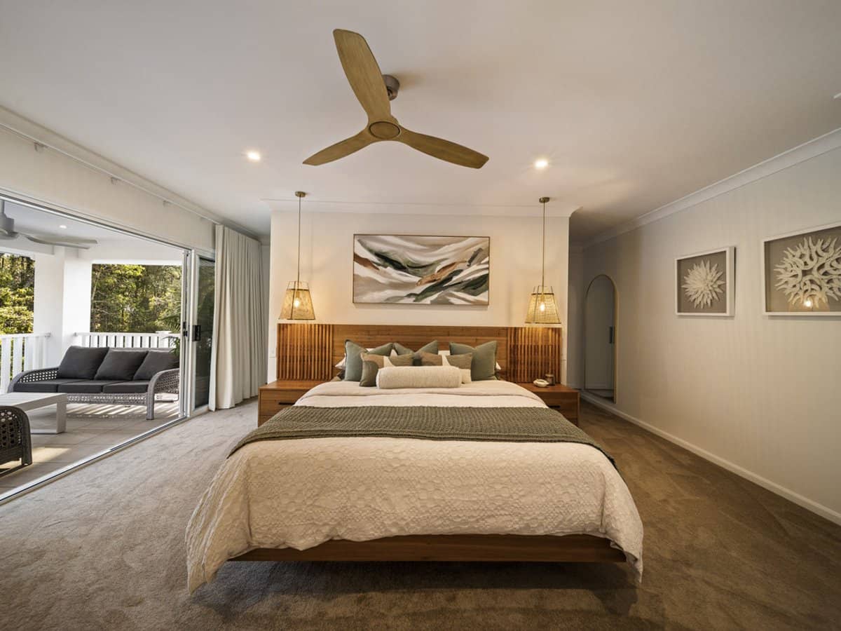 134 Acanthus Avenue, BURLEIGH WATERS - Thumbnail 15