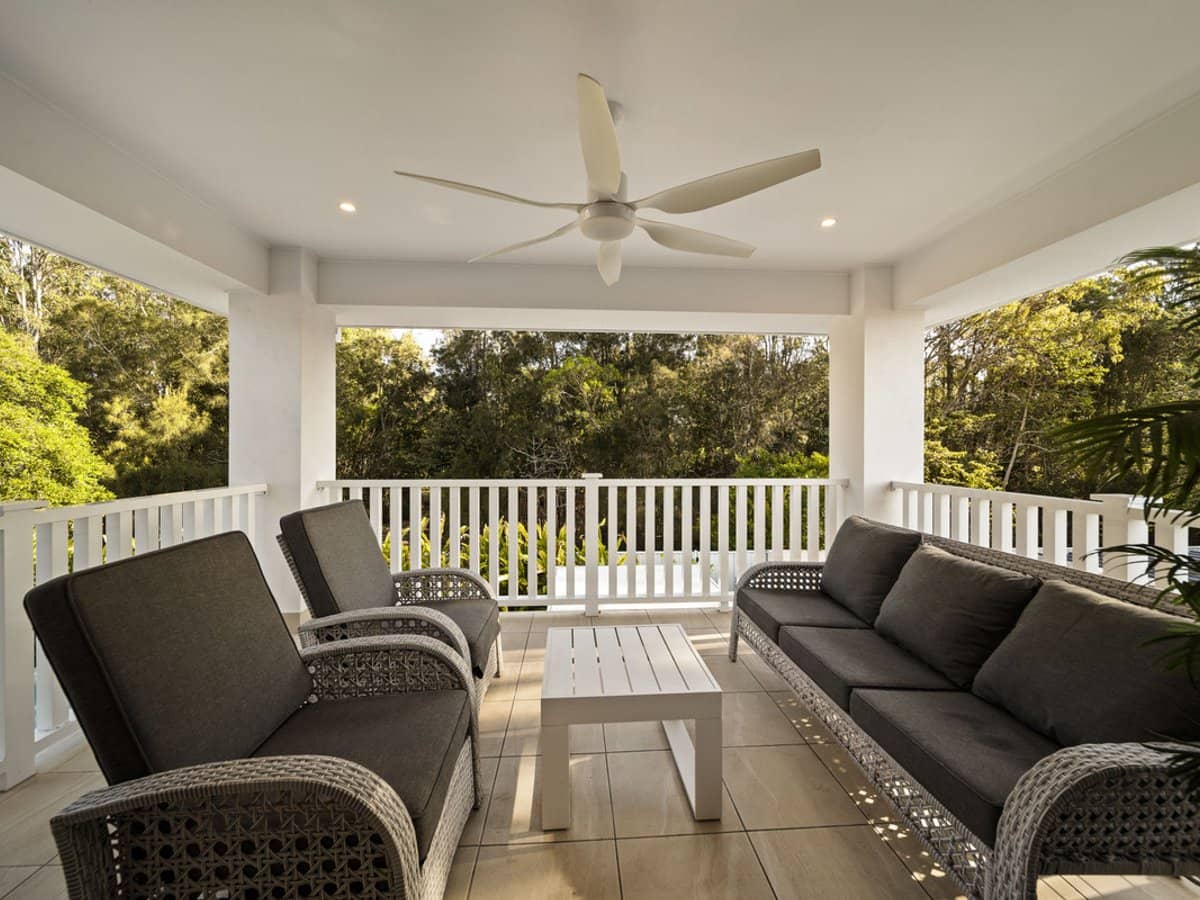 134 Acanthus Avenue, BURLEIGH WATERS - Thumbnail 21