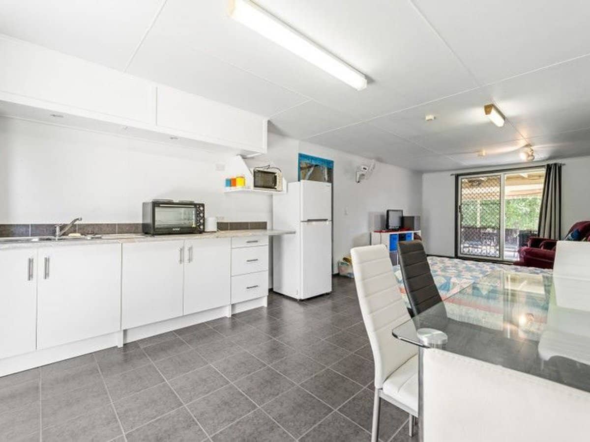 407 Bayview Street, Hollywell - Thumbnail 5