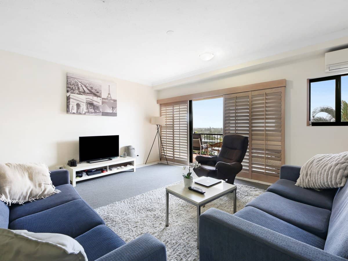 1 Great Hall Drive, Miami - Thumbnail 3