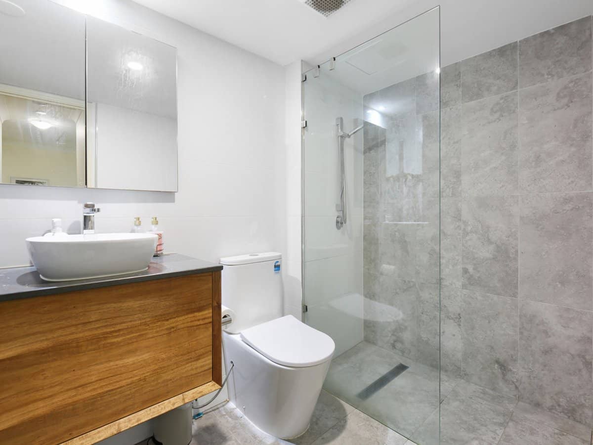 1 Great Hall Drive, Miami - Thumbnail 13