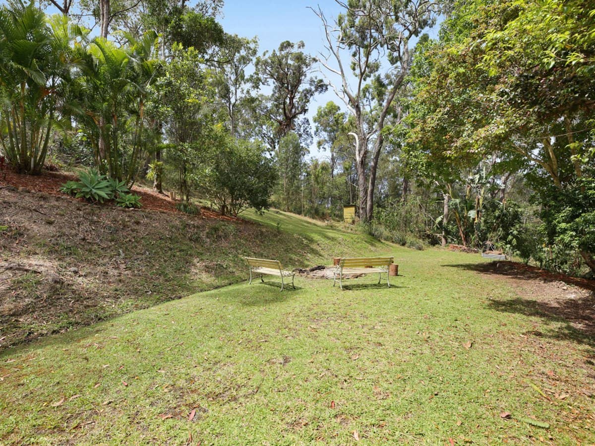 2 Ronelle Court, TALLEBUDGERA - Thumbnail 15