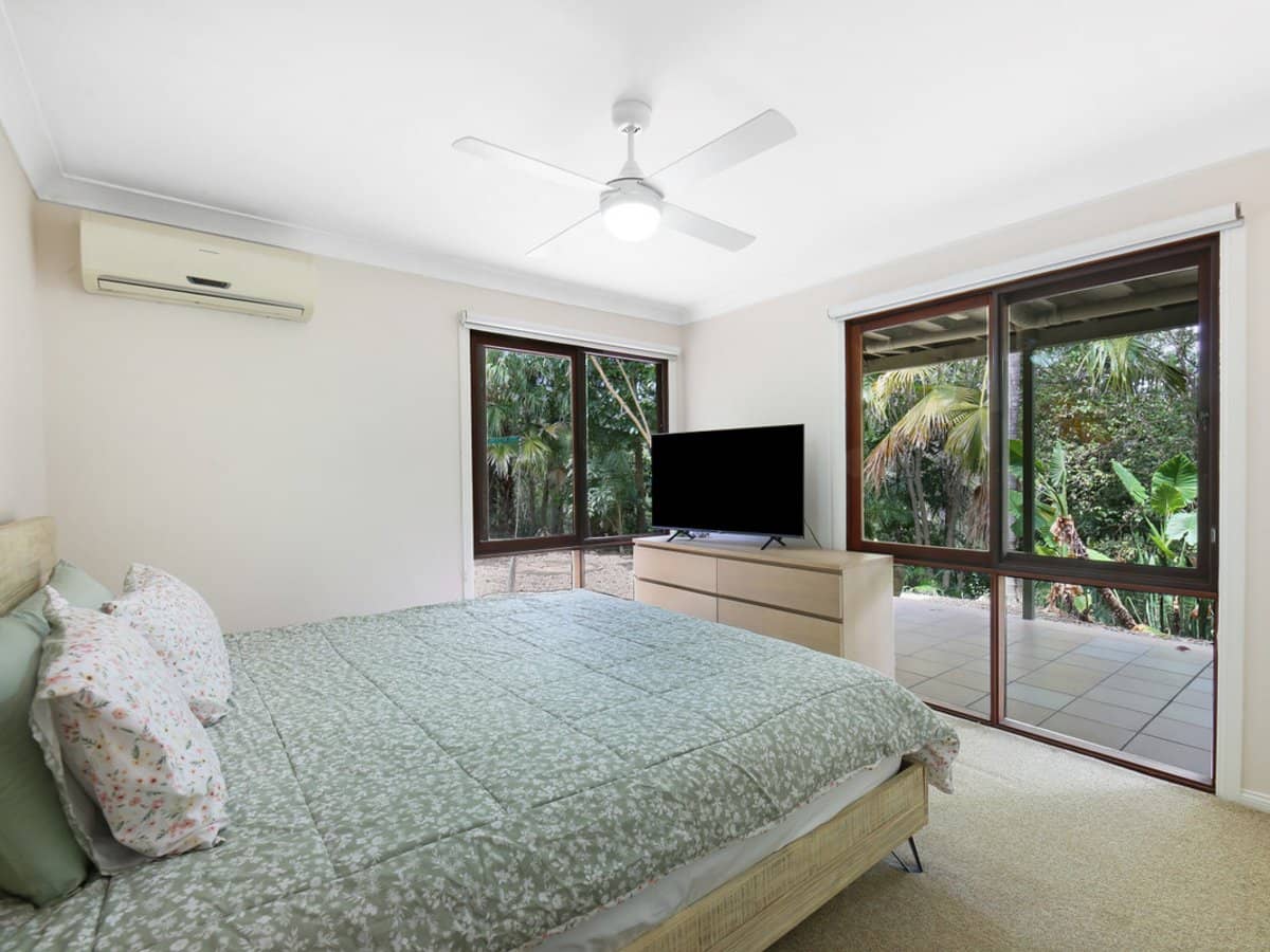 2 Ronelle Court, TALLEBUDGERA - Thumbnail 27