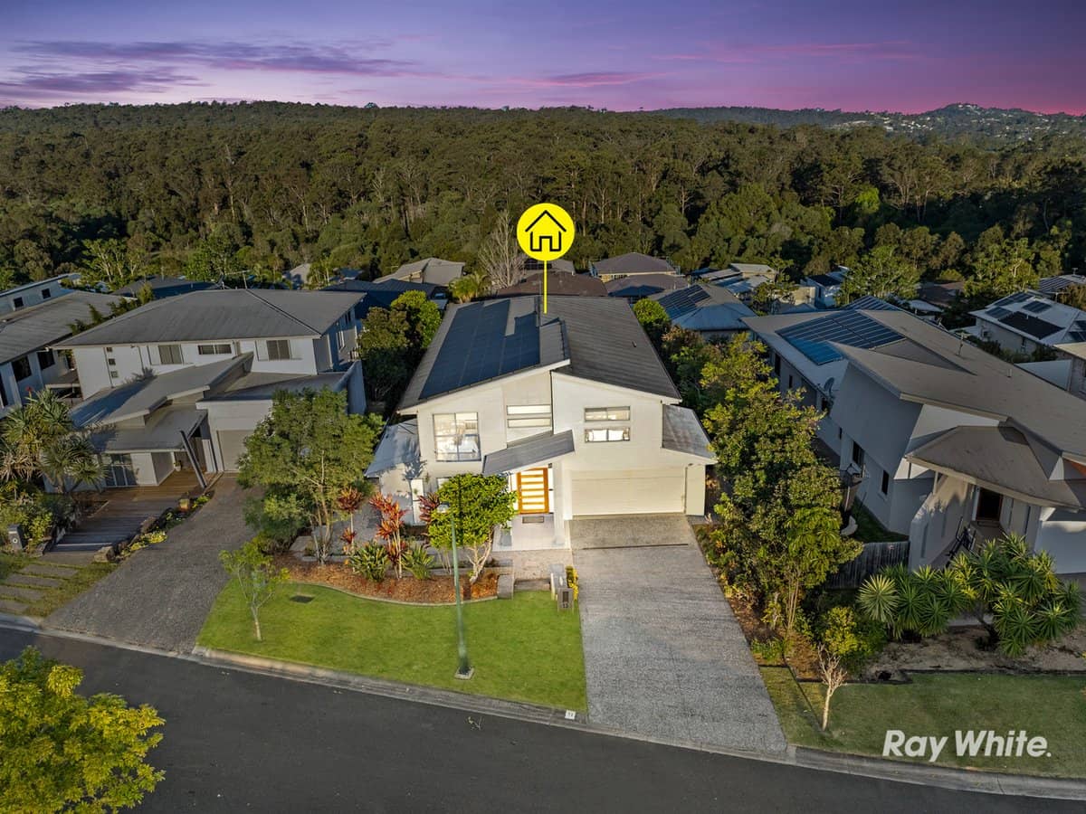 13 Dennis Vale Drive, DAISY HILL - Thumbnail 2