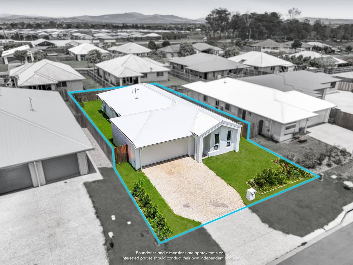 8 Alexander Place, Gleneagle - Thumbnail 20