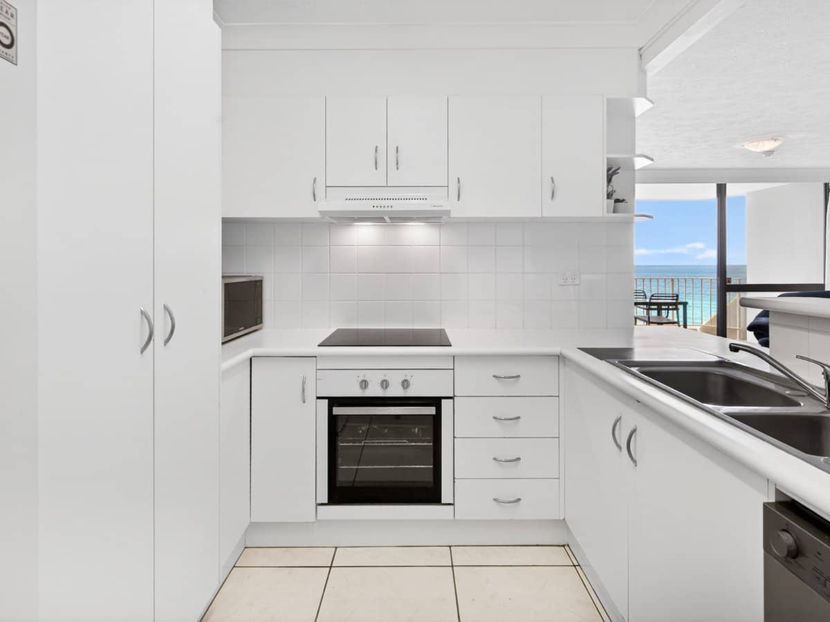 12D Breakers North 50 Old Burleigh Road, SURFERS PARADISE - Thumbnail 10