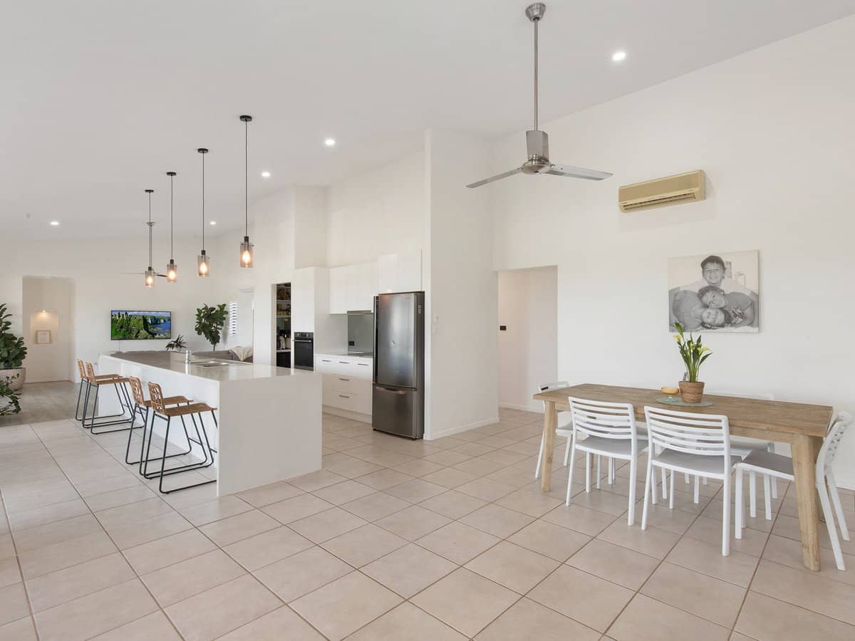 21 Highclare Court, LITTLE MOUNTAIN - Thumbnail 4