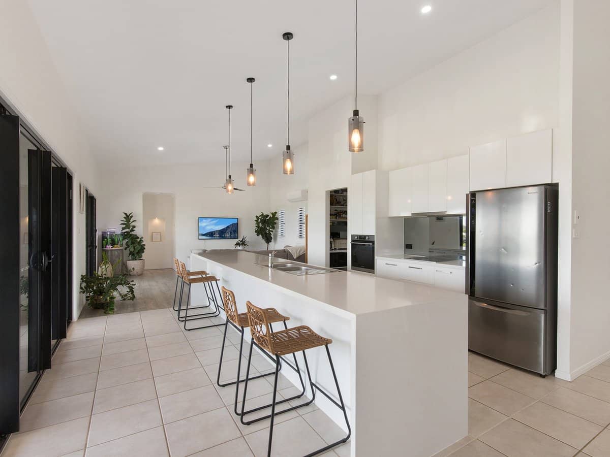 21 Highclare Court, LITTLE MOUNTAIN - Thumbnail 11