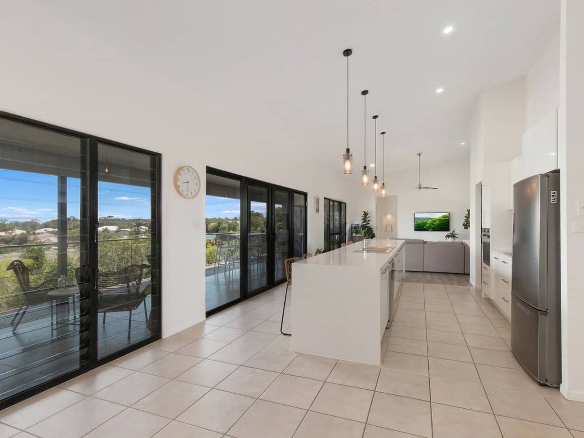 21 Highclare Court, LITTLE MOUNTAIN - Thumbnail 12