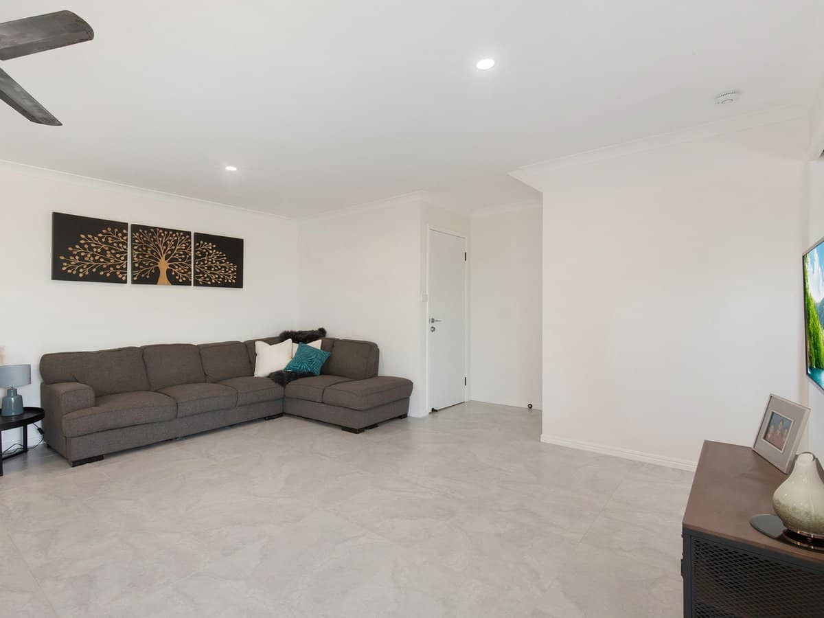 21 Highclare Court, LITTLE MOUNTAIN - Thumbnail 27