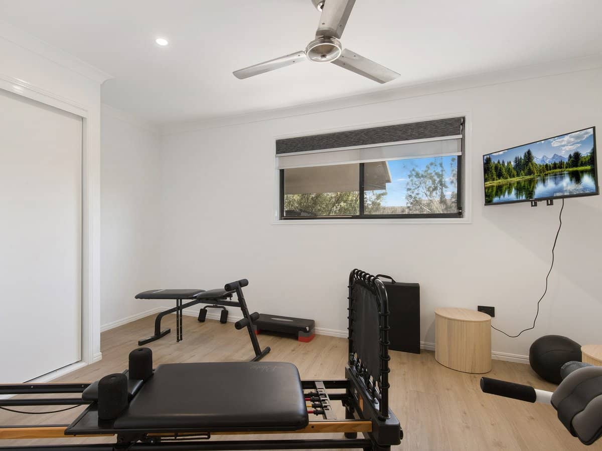 21 Highclare Court, LITTLE MOUNTAIN - Thumbnail 30