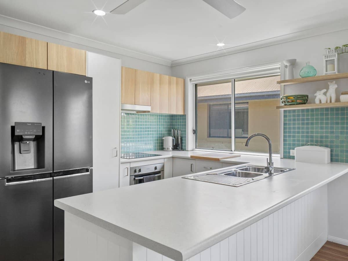 316 Long Street East, Graceville - Thumbnail 2