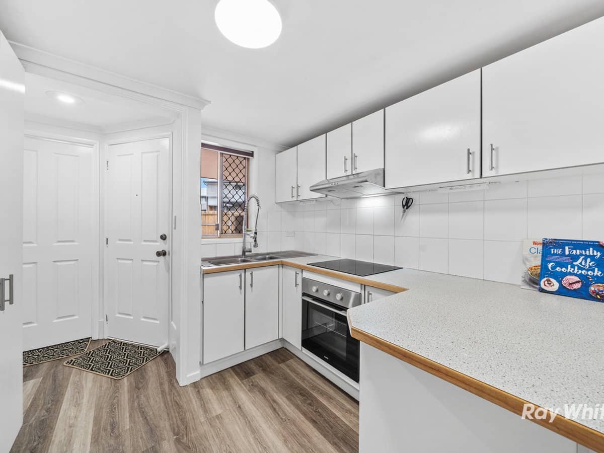 2 Efymia Court, DAISY HILL - Thumbnail 13