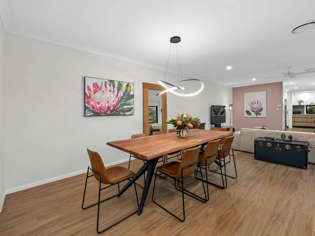 3 Splendid Drive, BRIDGEMAN DOWNS - Thumbnail 3