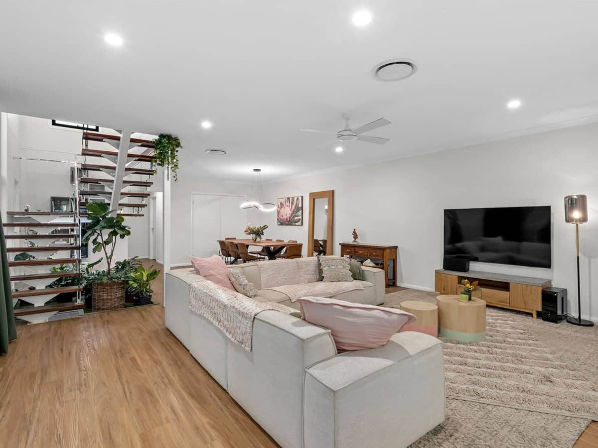 3 Splendid Drive, BRIDGEMAN DOWNS - Thumbnail 6