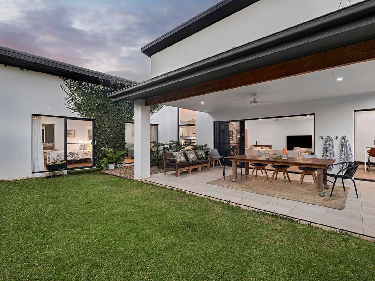 3 Splendid Drive, BRIDGEMAN DOWNS - Thumbnail 19