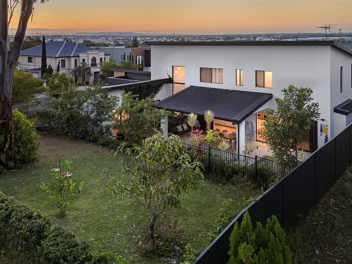 3 Splendid Drive, BRIDGEMAN DOWNS - Thumbnail 22