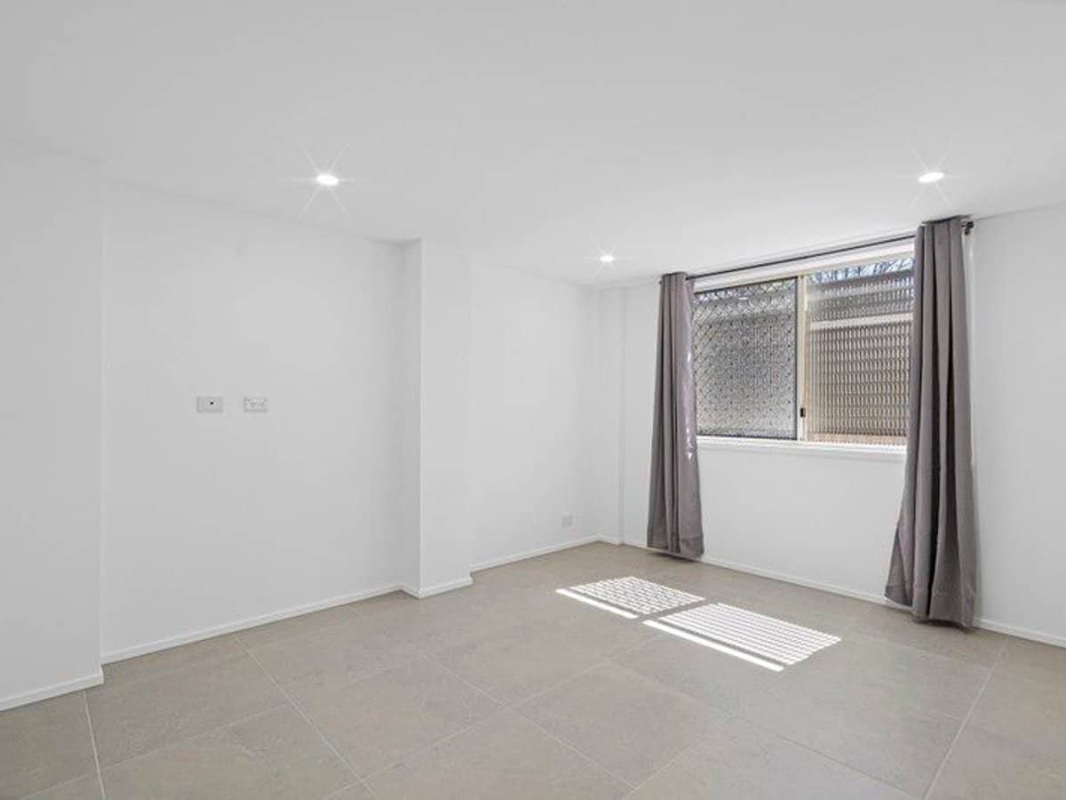 3 Webb Street, SLACKS CREEK - Thumbnail 12