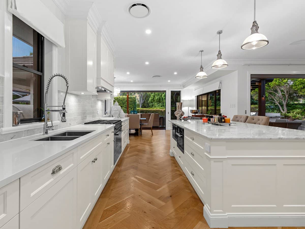 95 Tiverton Place, BRIDGEMAN DOWNS - Thumbnail 10