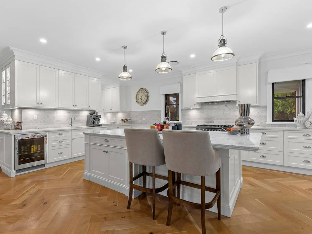 95 Tiverton Place, BRIDGEMAN DOWNS - Thumbnail 11