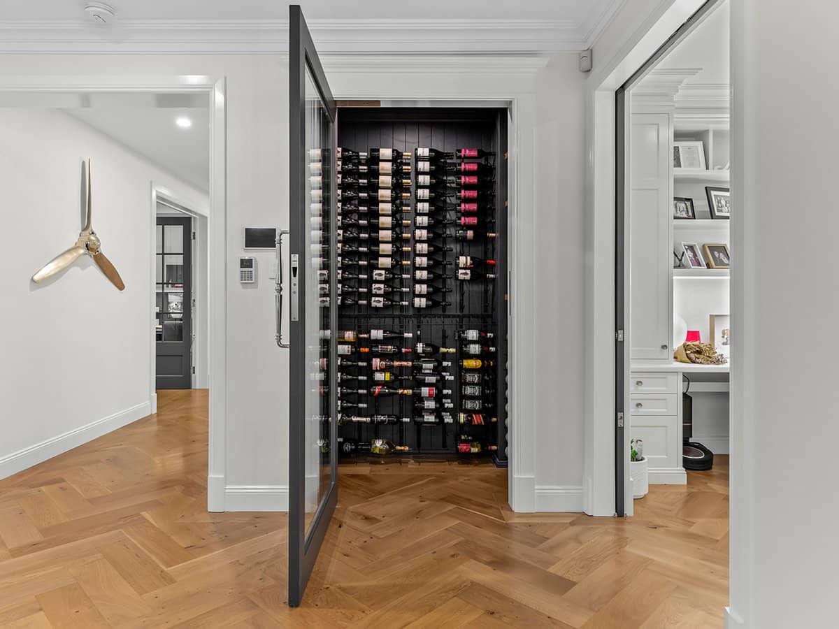 95 Tiverton Place, BRIDGEMAN DOWNS - Thumbnail 12