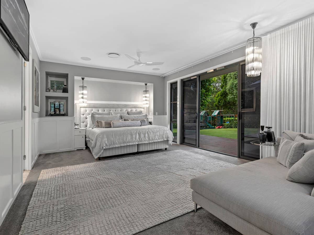 95 Tiverton Place, BRIDGEMAN DOWNS - Thumbnail 17