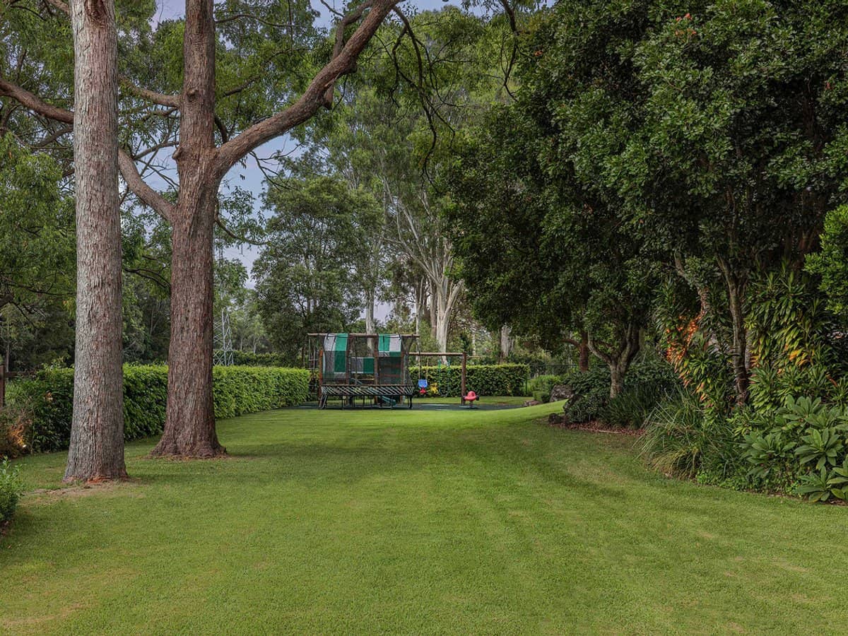 95 Tiverton Place, BRIDGEMAN DOWNS - Thumbnail 30