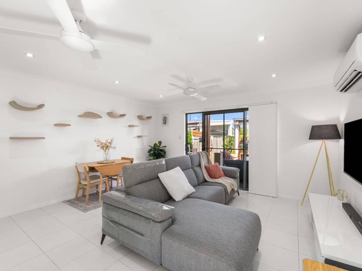 50 Blue Mountains Crescent, Fitzgibbon - Thumbnail 4