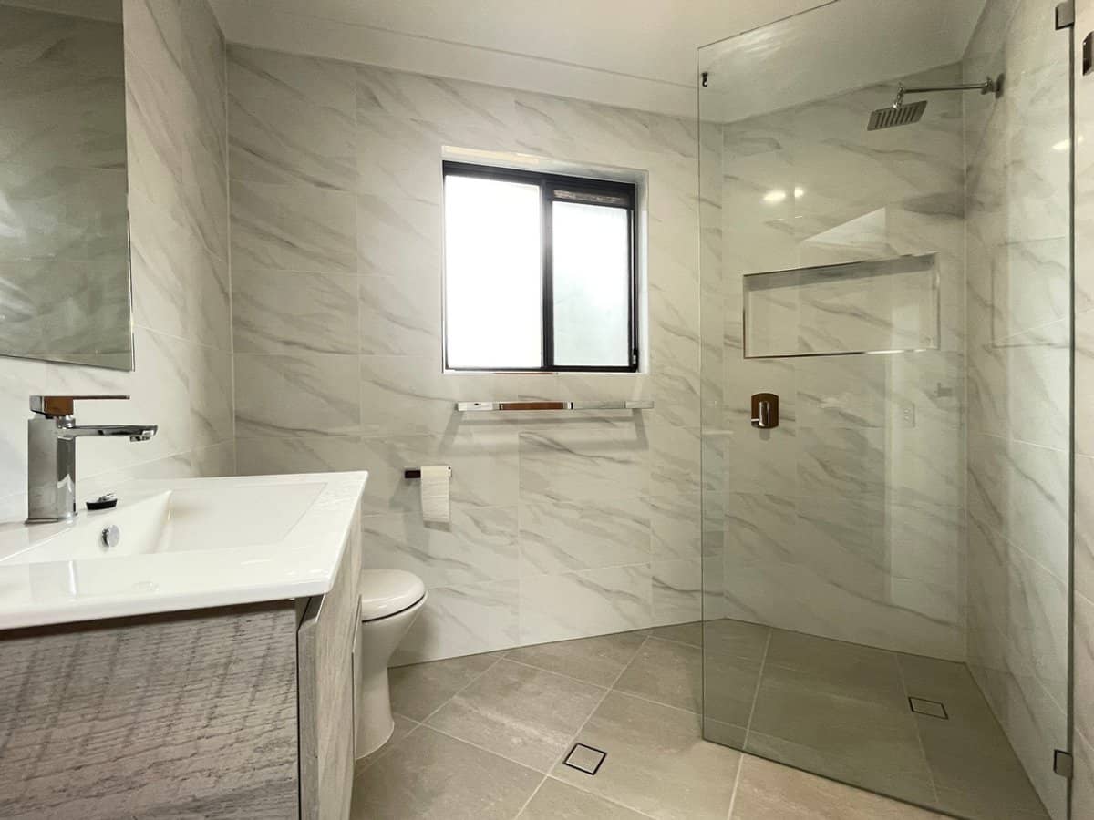 93 Barbaralla Drive, SPRINGWOOD - Thumbnail 7