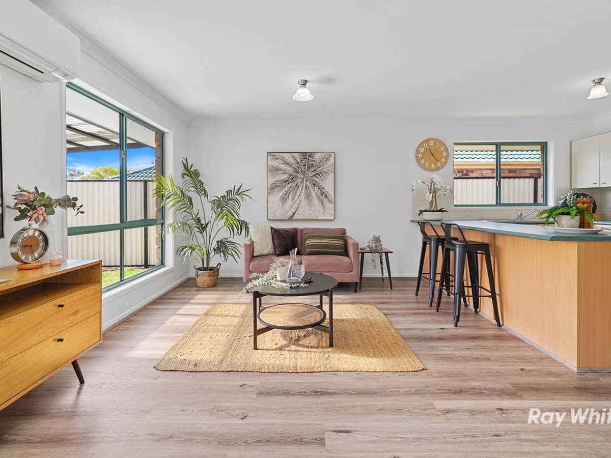 10 Timberland Place, LOGANHOLME - Thumbnail 10