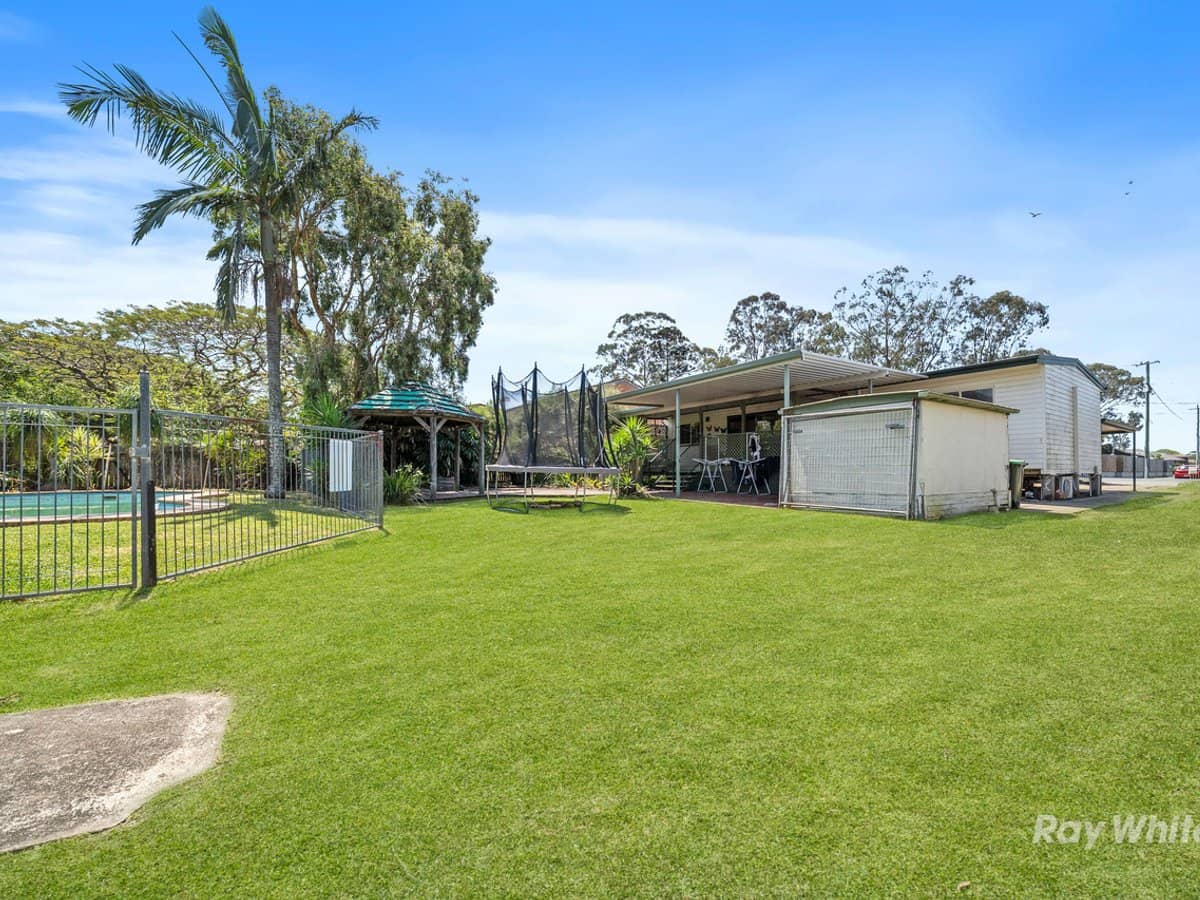 157 Kianawah Road, WYNNUM WEST - Thumbnail 19