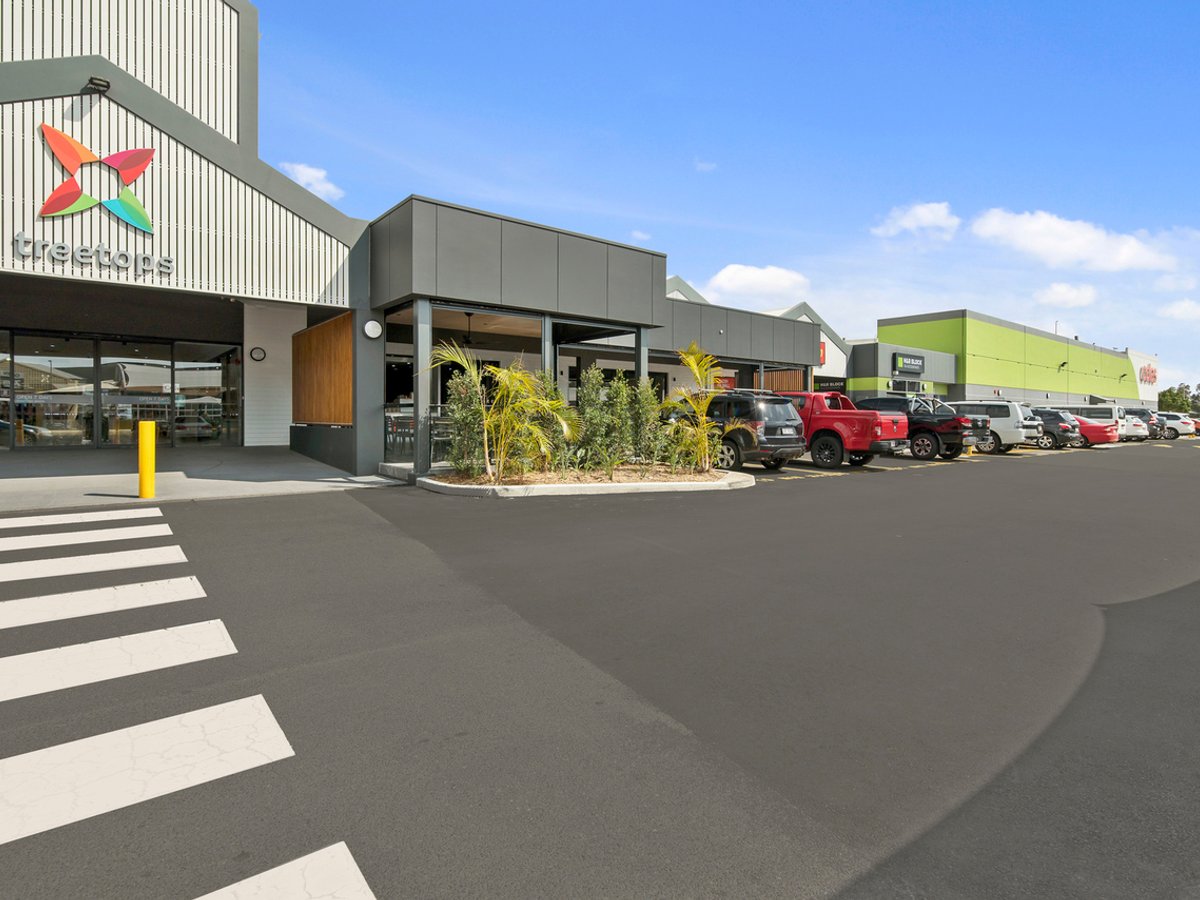 12 Executive Drive, BURLEIGH WATERS - Thumbnail 21