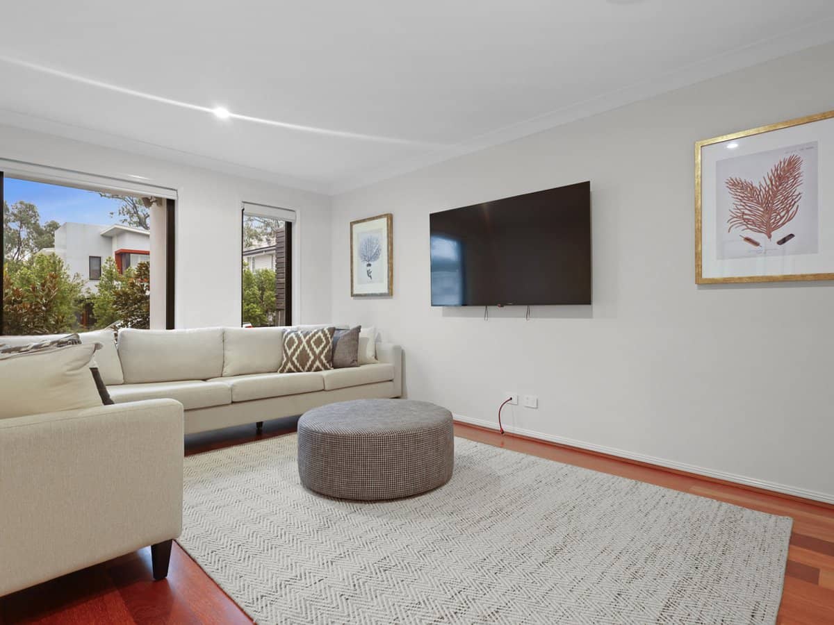 9 April Crescent, BRIDGEMAN DOWNS - Thumbnail 11