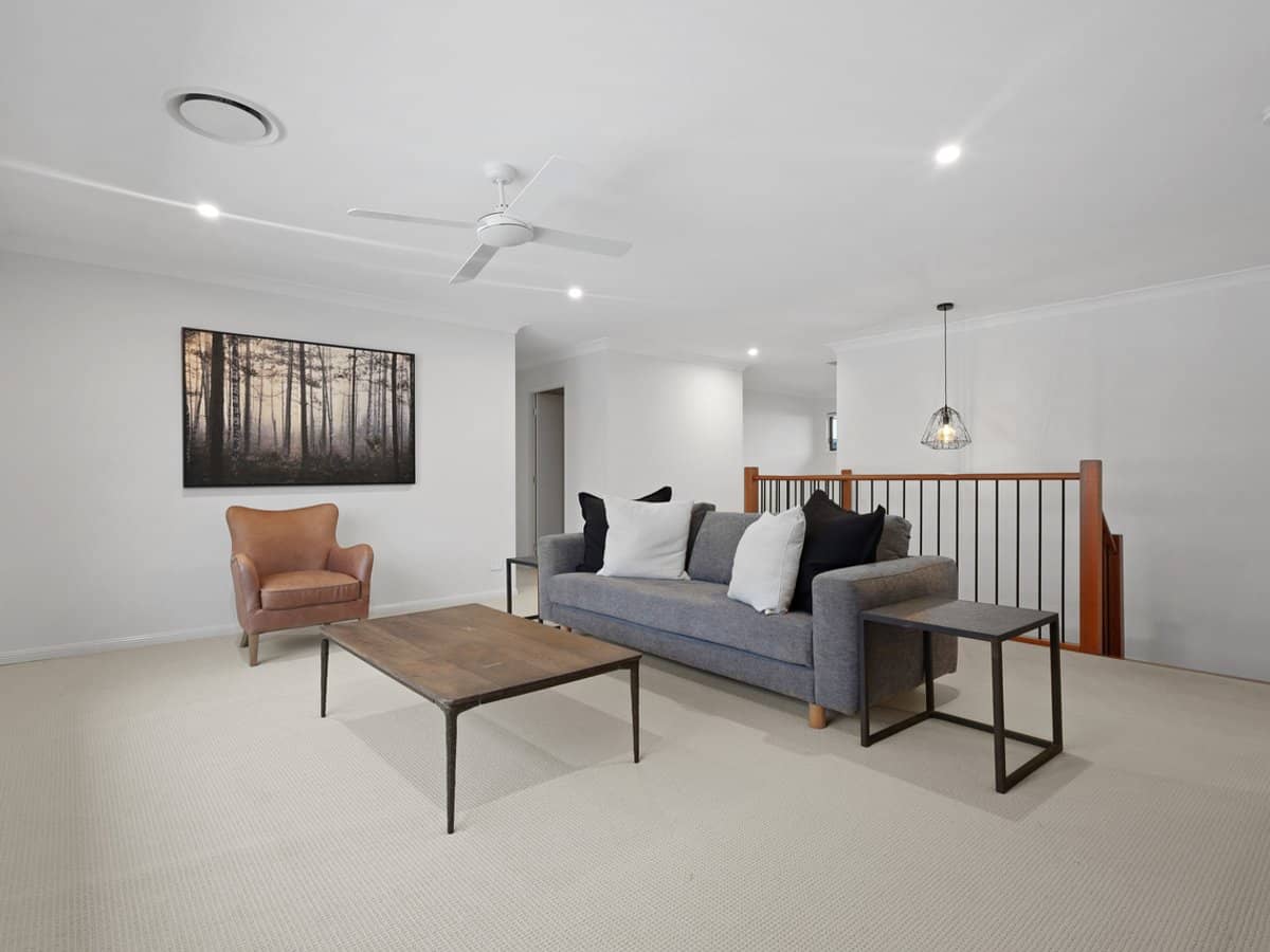 9 April Crescent, BRIDGEMAN DOWNS - Thumbnail 13