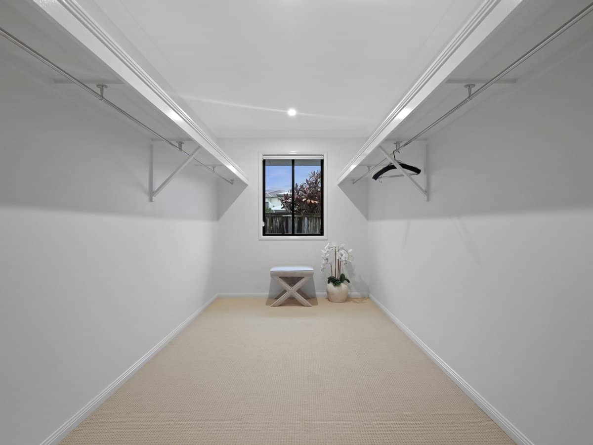 9 April Crescent, BRIDGEMAN DOWNS - Thumbnail 19