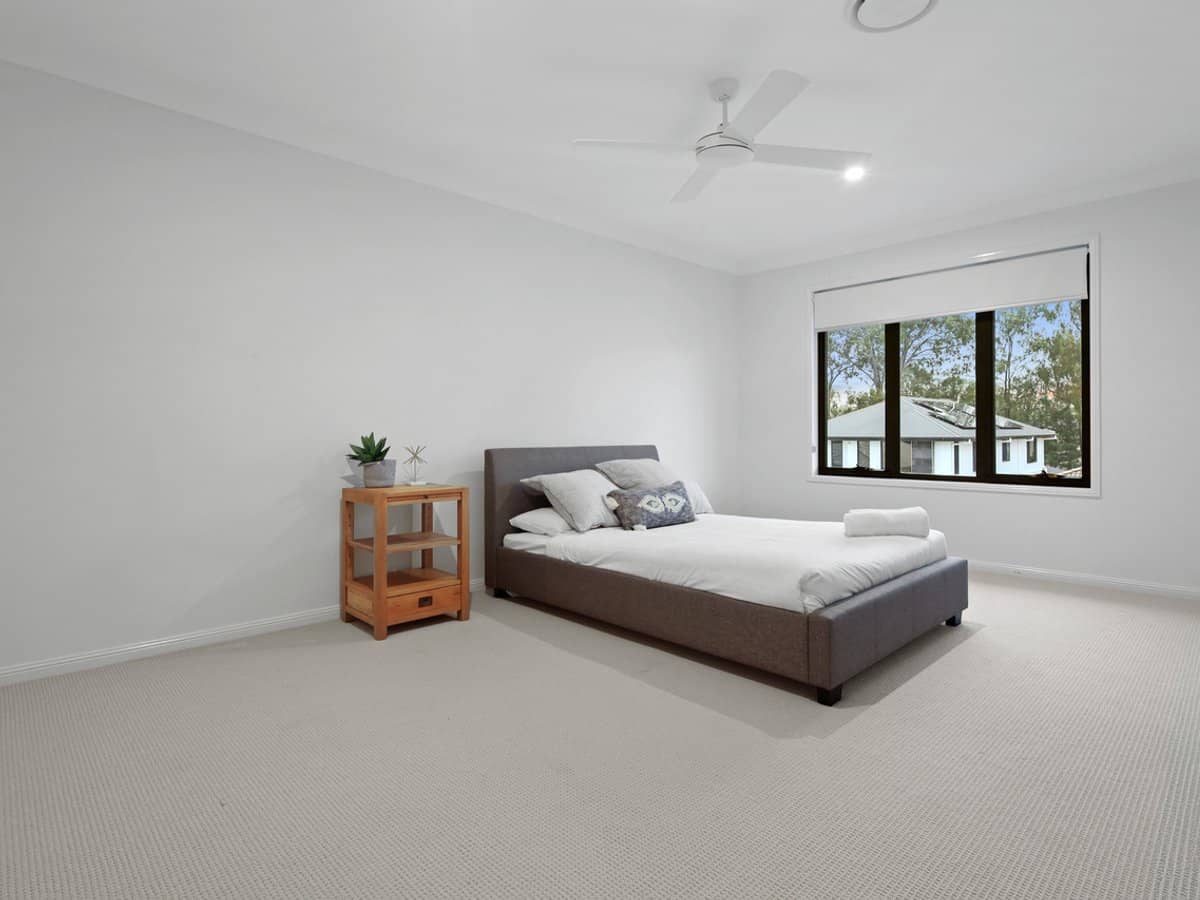 9 April Crescent, BRIDGEMAN DOWNS - Thumbnail 20