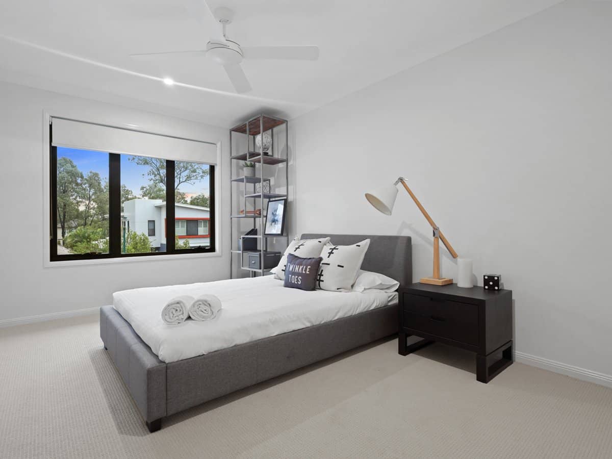 9 April Crescent, BRIDGEMAN DOWNS - Thumbnail 22