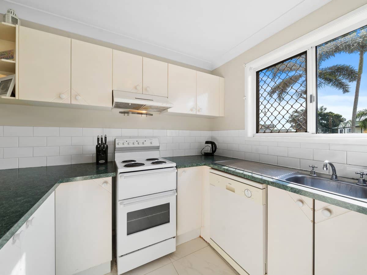 68 Springwood Road, ROCHEDALE SOUTH - Thumbnail 4