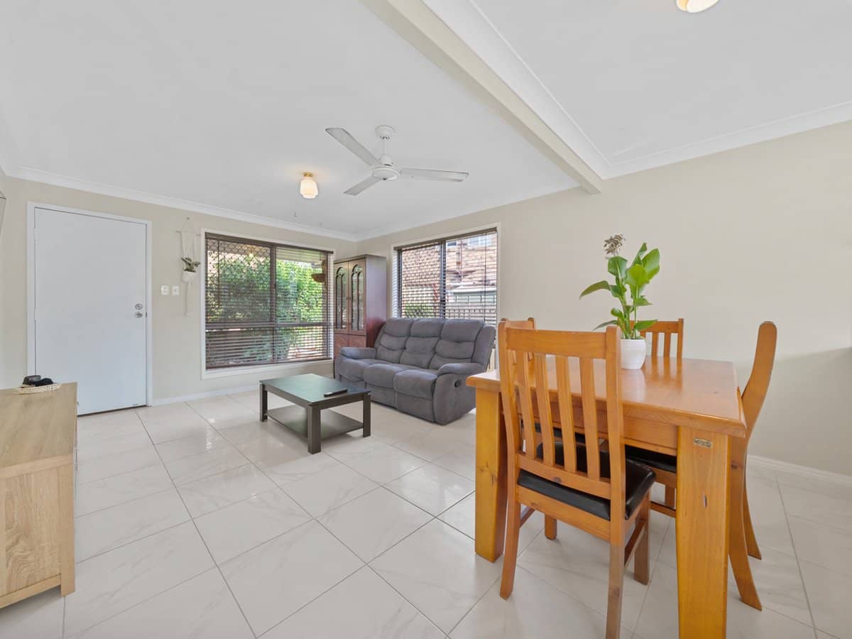 68 Springwood Road, ROCHEDALE SOUTH - Thumbnail 5